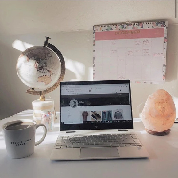 h e l l o • e v e r y o n e - Picture 8 of 8